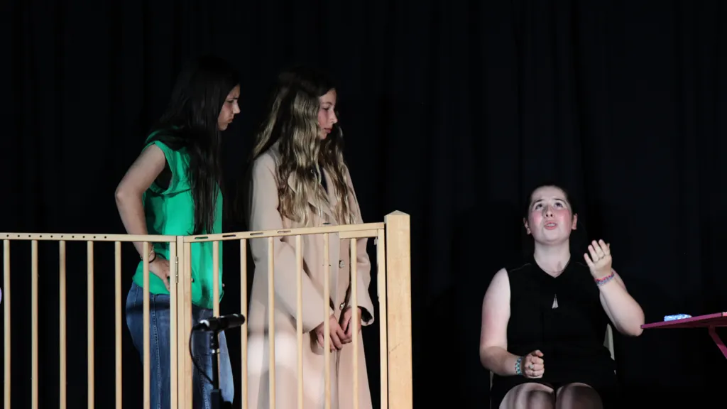 Procès à huis clos